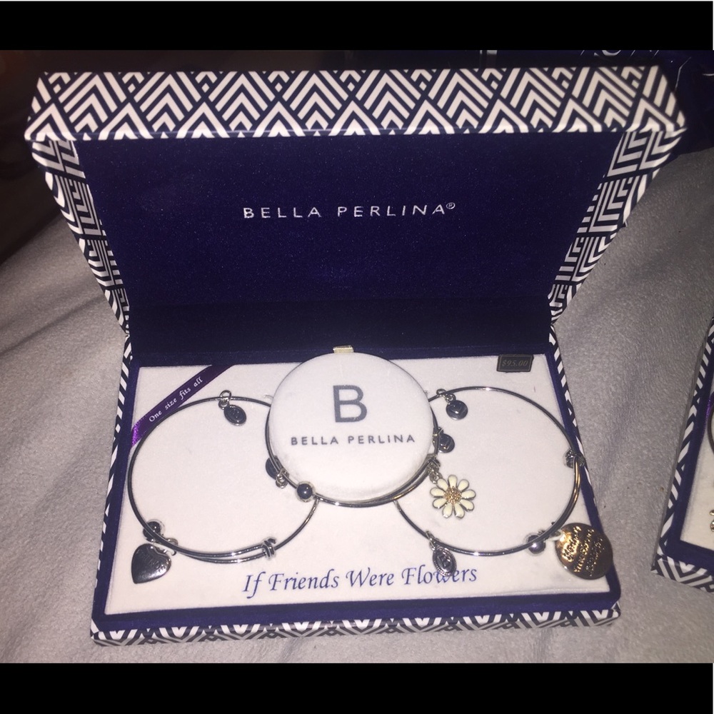Bella Perlina Bracelets “If Friends Were Flowers”